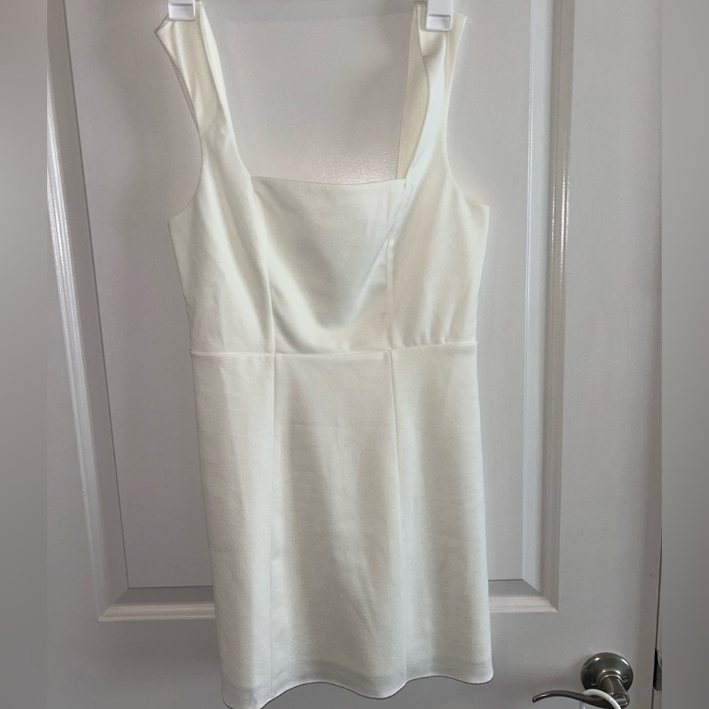 Show Me Your MuMu White Garment
